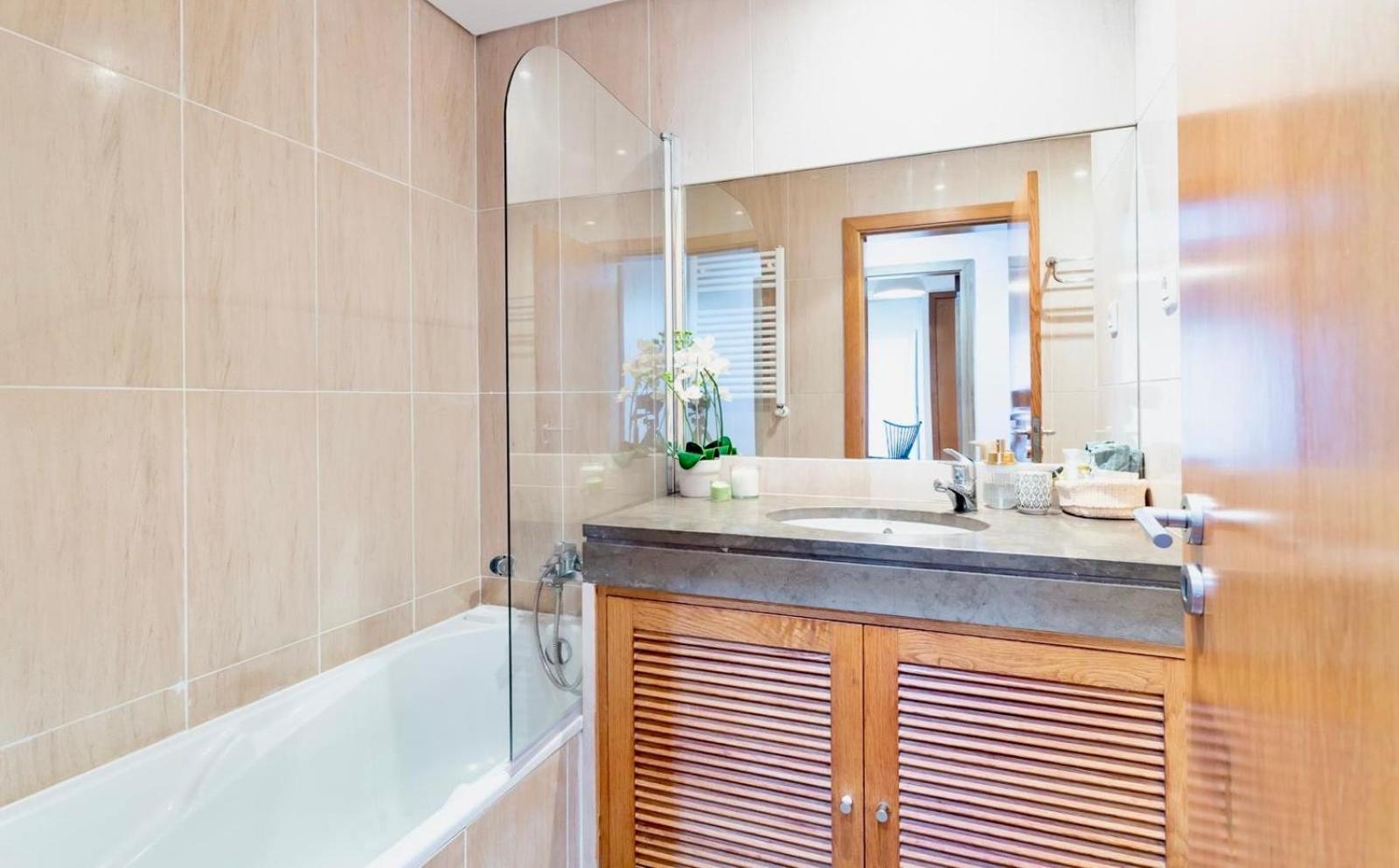 - Parque Nacoes Expo Apartment